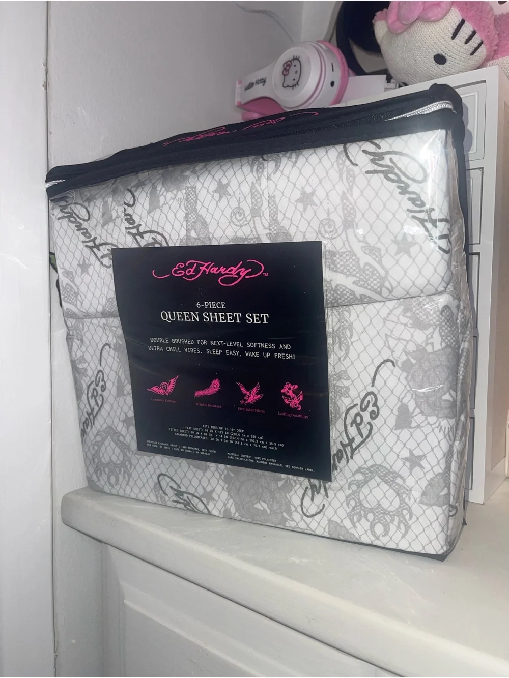 NWT Ed Hardy Queen Sheet Set in White with Multicolor Tiger Accent